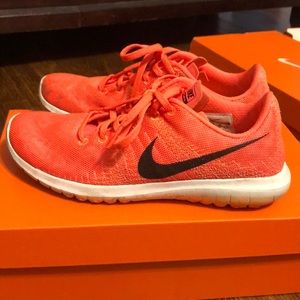 Nike flex fury women’s
